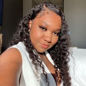 Meet your Posher, Brooke